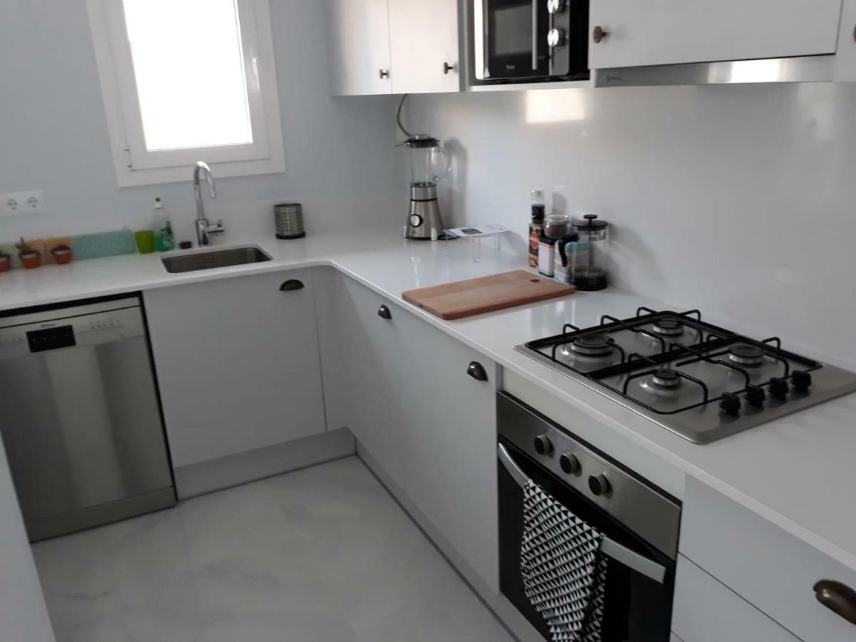 2 Bedroom Apartment In The Old Town, Close To The Beach L' Escala Exterior foto